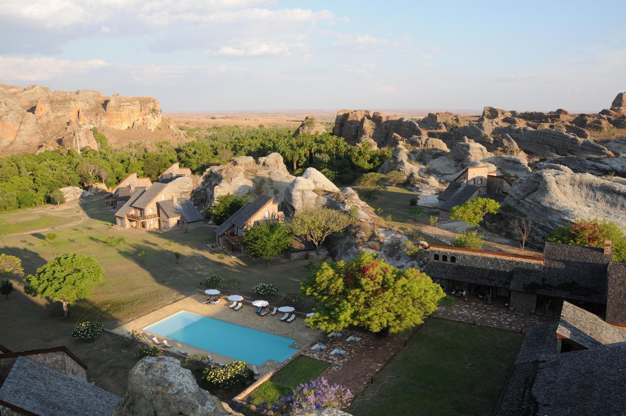 Le Jardin Du Roy Hotel Ranohira Екстериор снимка