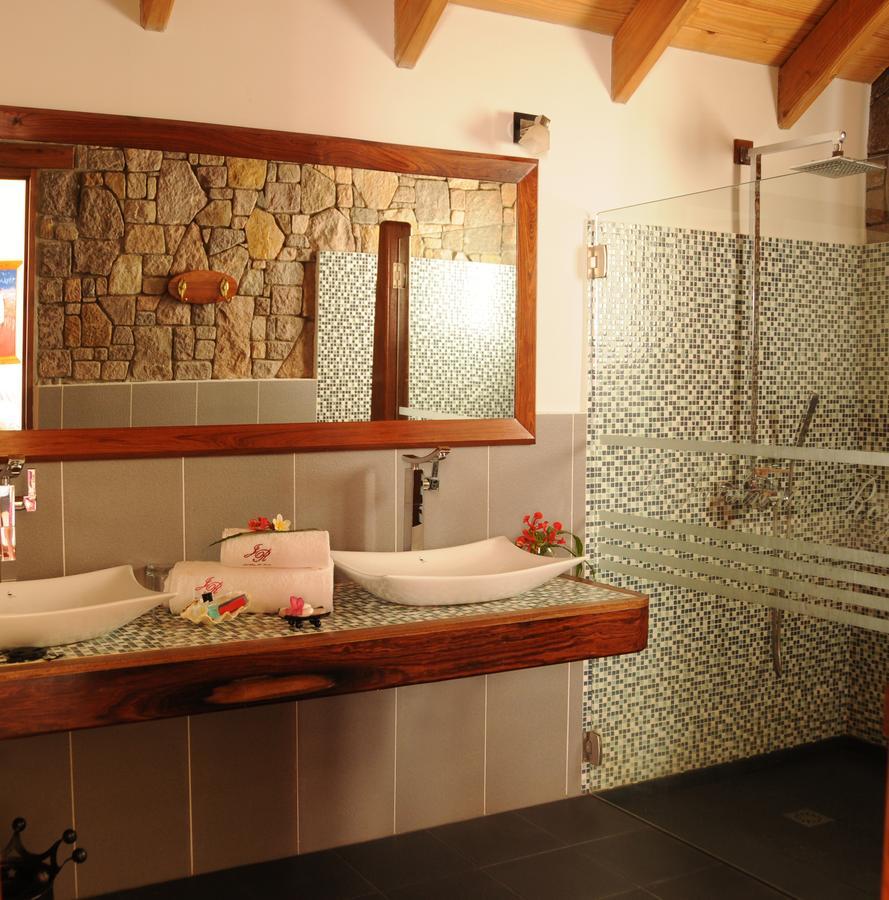 Le Jardin Du Roy Hotel Ranohira Екстериор снимка