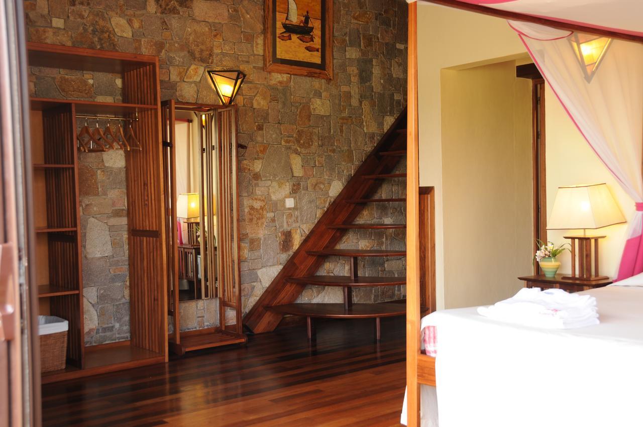 Le Jardin Du Roy Hotel Ranohira Екстериор снимка